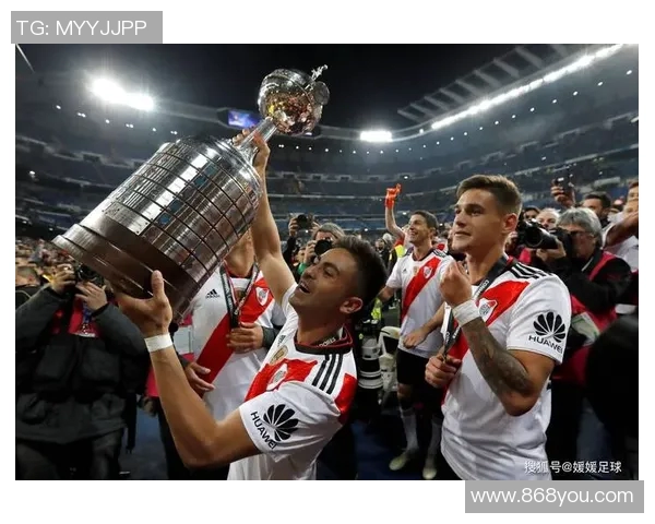 水晶体育与戈多伊克的激烈对决展现足球魅力与团队精神